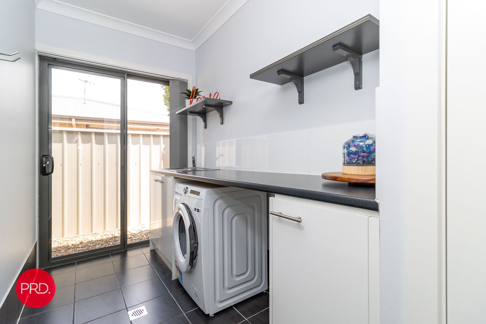 2 Murray Grey Place BUNGENDORE 35