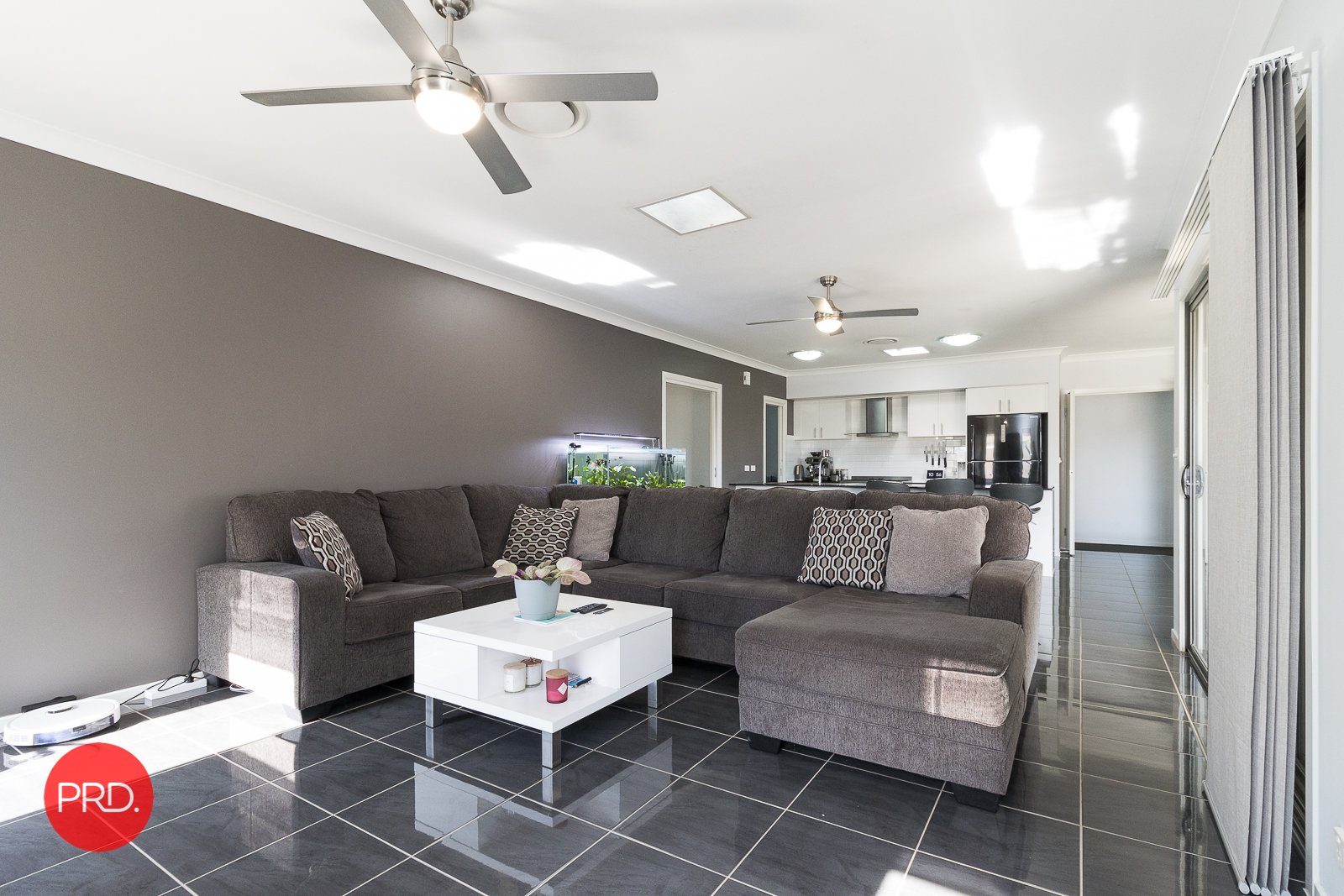 2 Murray Grey Place BUNGENDORE 10