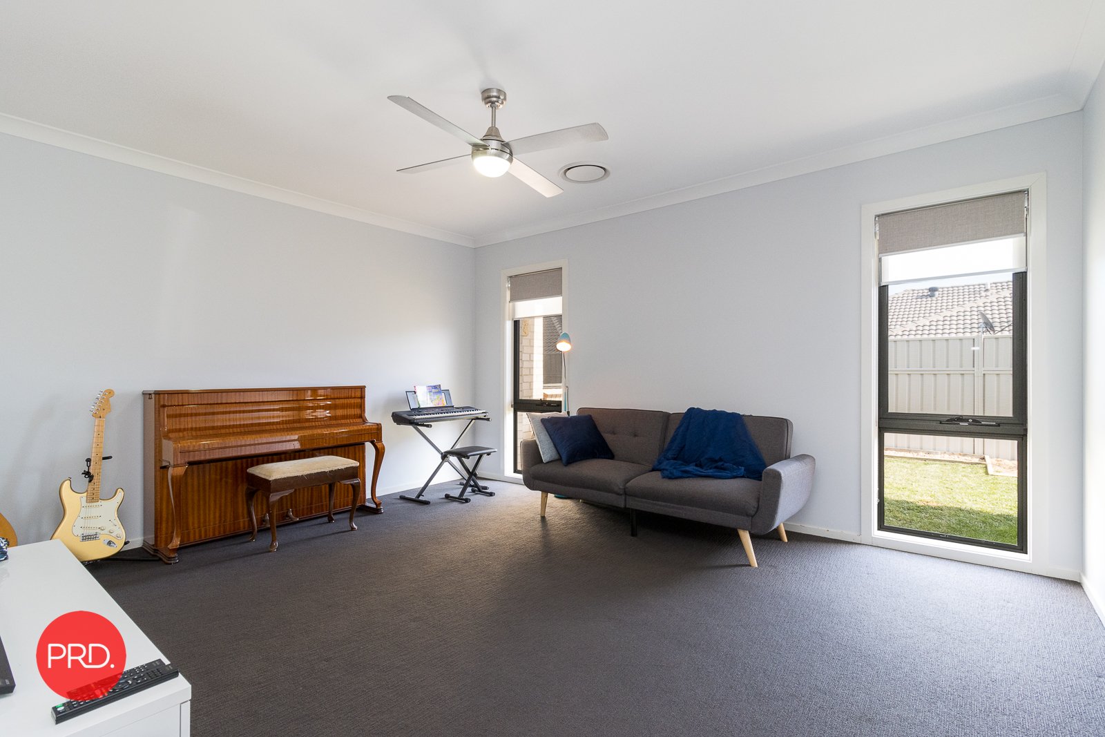 2 Murray Grey Place BUNGENDORE 14