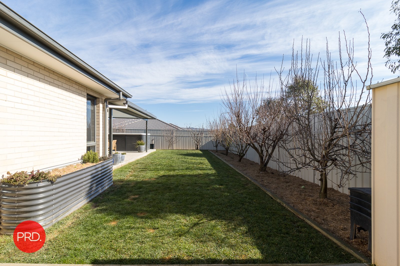 2 Murray Grey Place BUNGENDORE 24