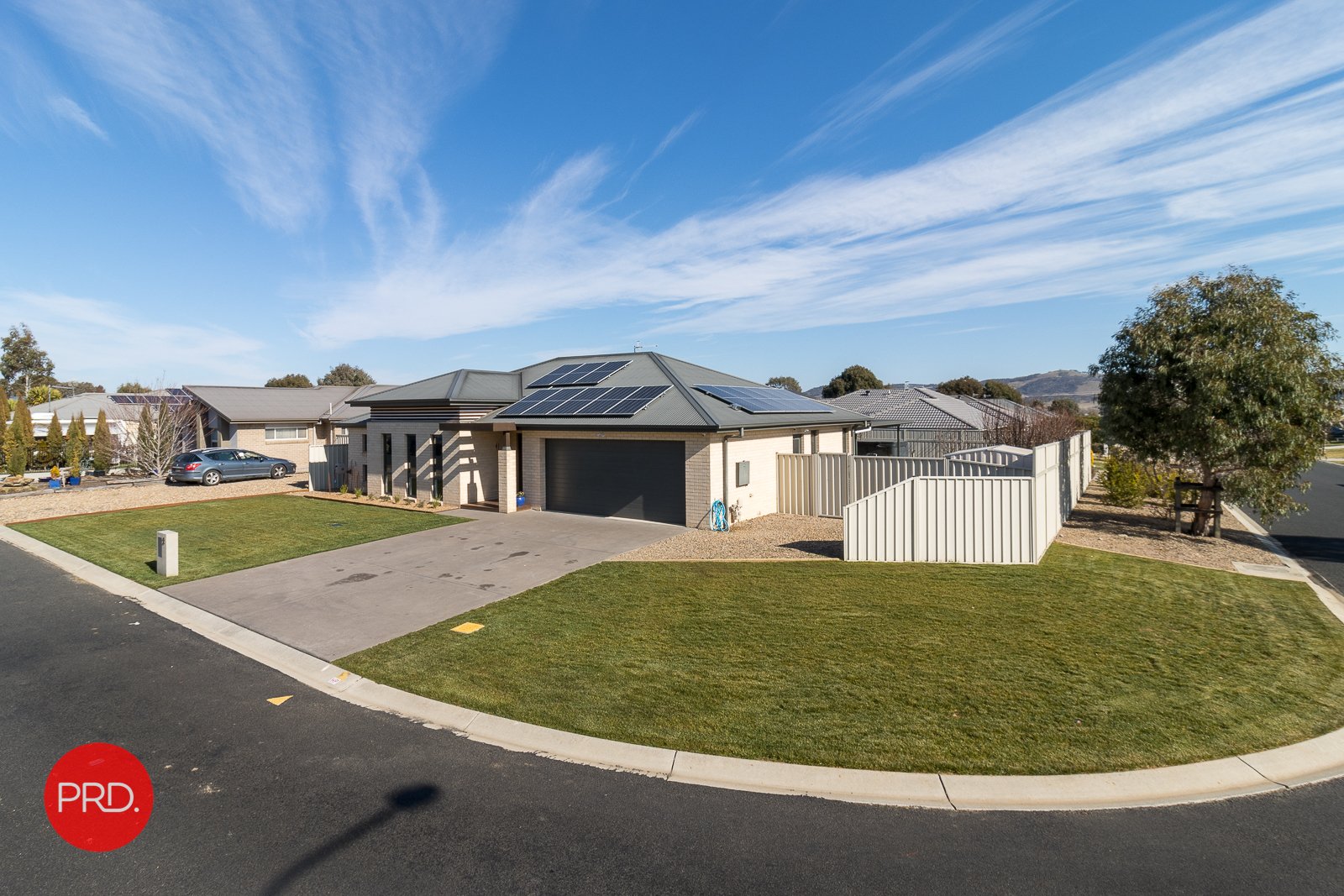 2 Murray Grey Place BUNGENDORE 26
