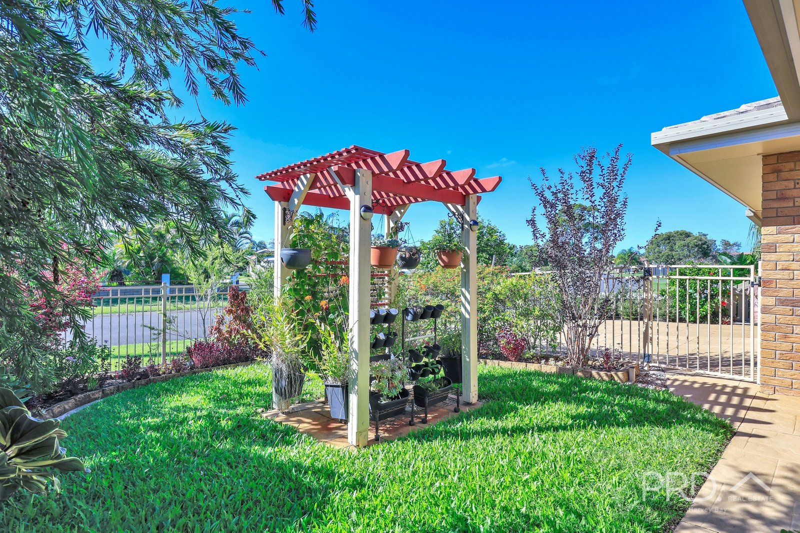 2 Musgrave Close KAWUNGAN 28