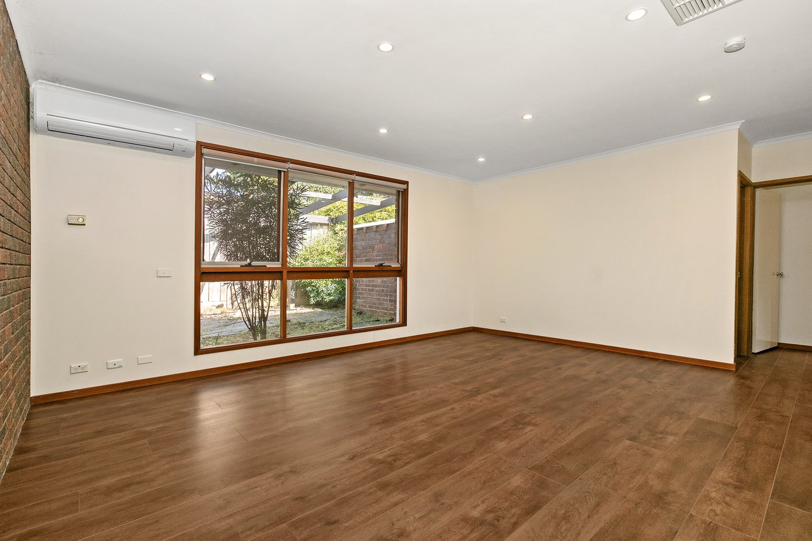 Real Estate and Property in 2 Mutual Court, Forest Hill, VIC