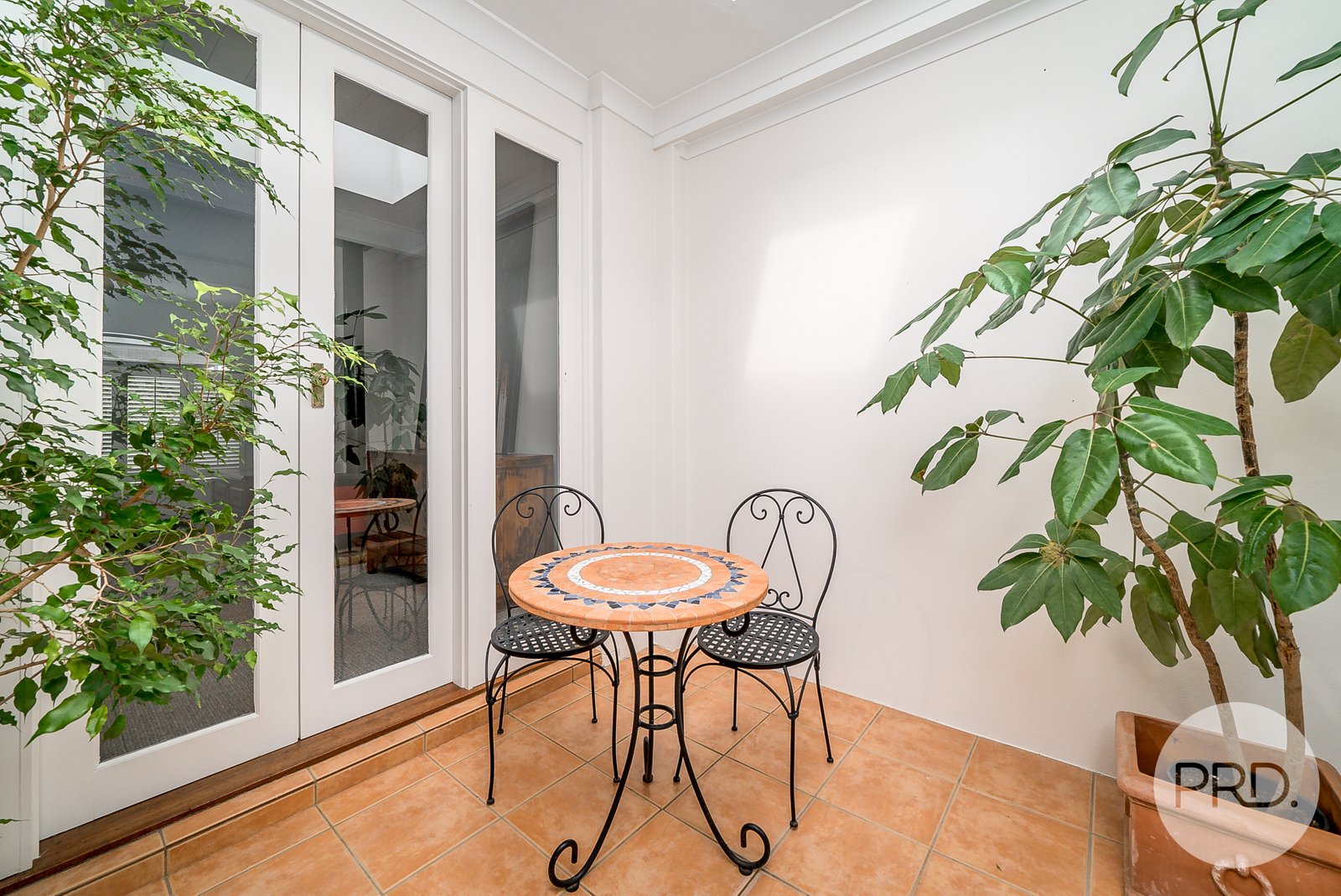 2 Myall Crescent LAKE ALBERT 12