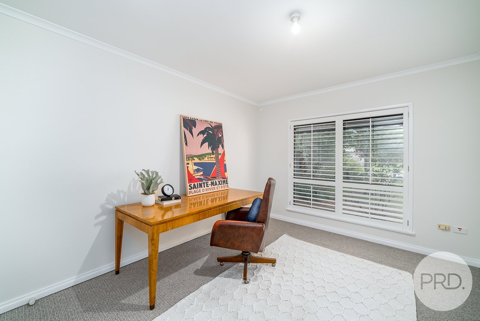 2 Myall Crescent LAKE ALBERT 16