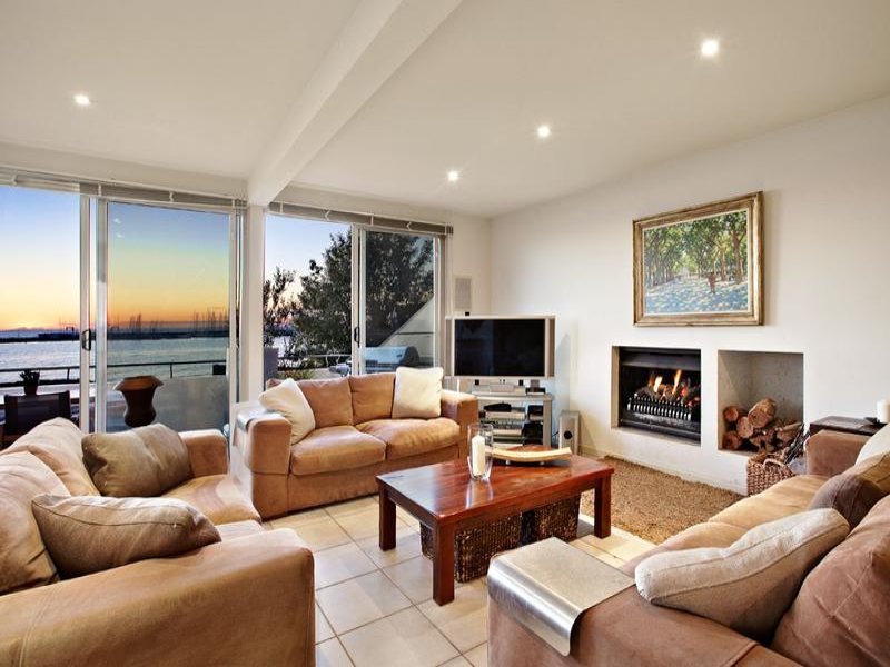 Real Estate and Property in 2 Mytton Grove, Brighton, VIC