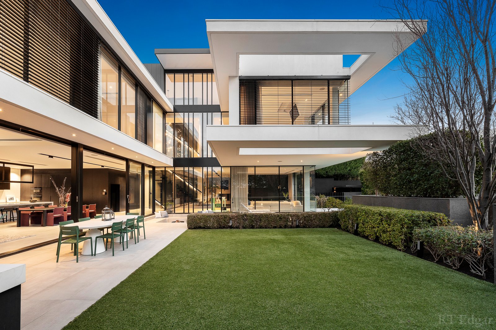 Real Estate and Property in 2 Myvore Court, Toorak, VIC