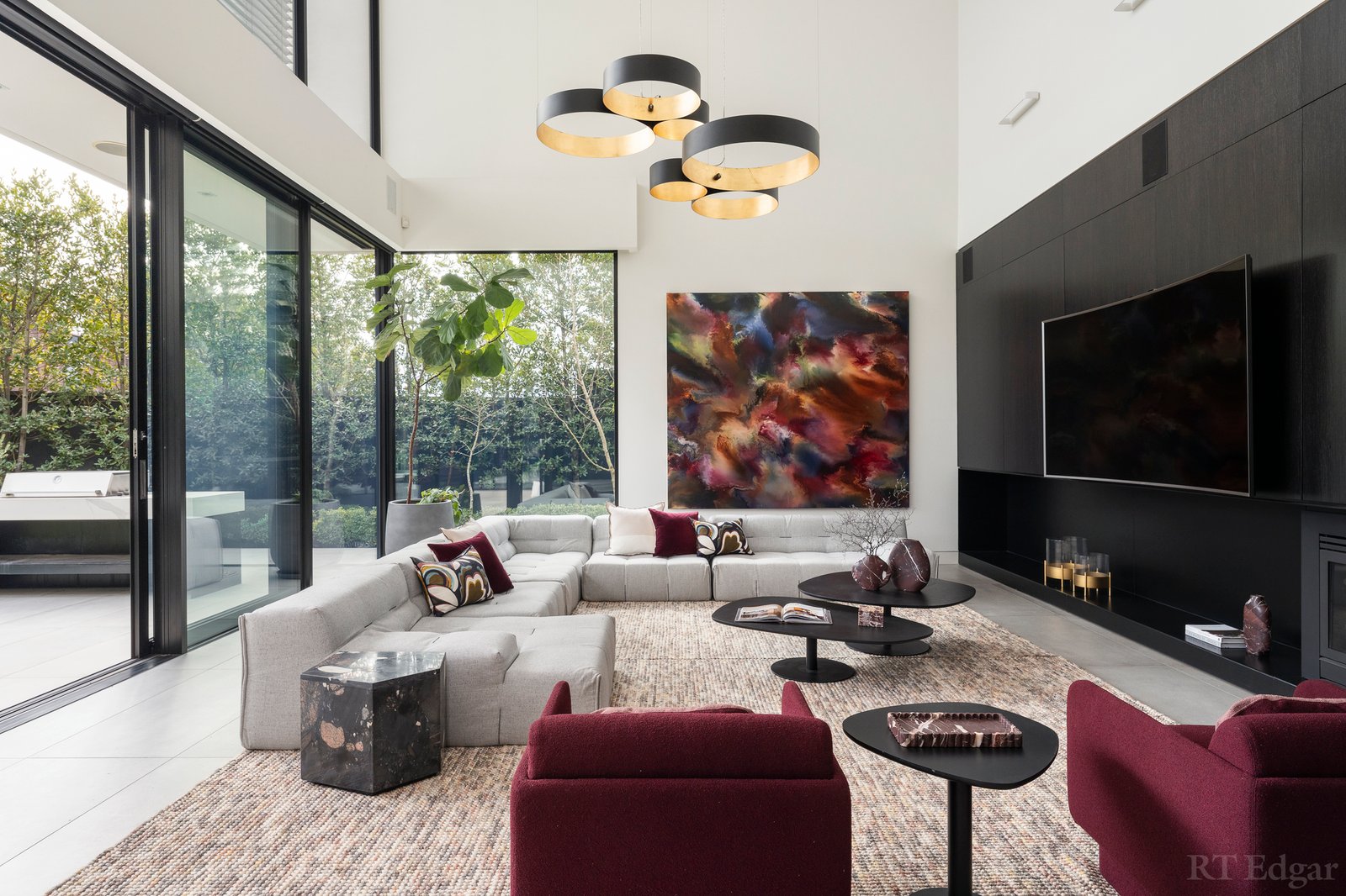 Real Estate and Property in 2 Myvore Court, Toorak, VIC