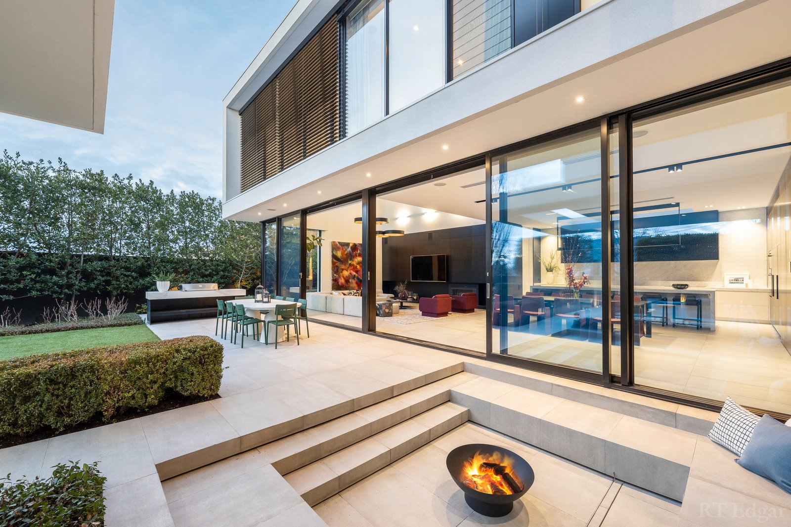 Real Estate and Property in 2 Myvore Court, Toorak, VIC