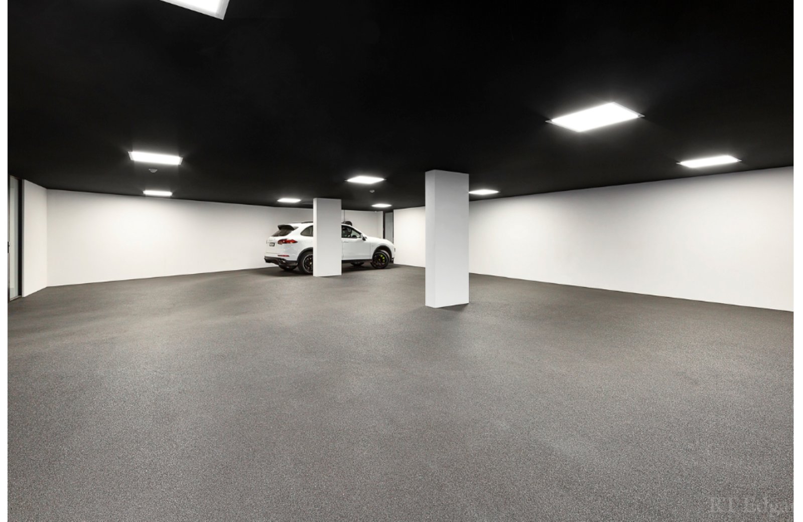 Real Estate and Property in 2 Myvore Court, Toorak, VIC