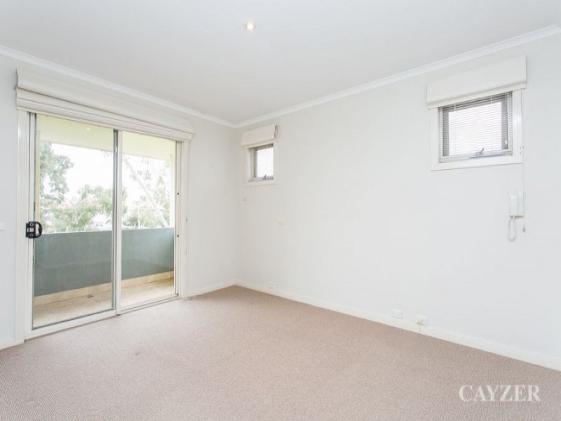 Gallery: 2 Narooma Place