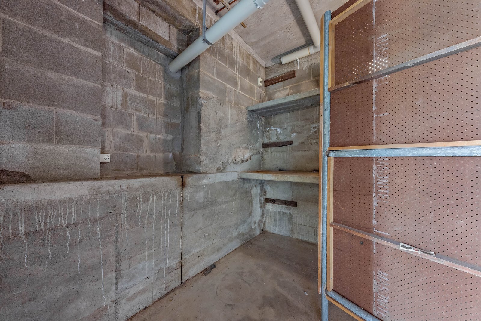 2 Neerim Crescent SHUTE HARBOUR 15