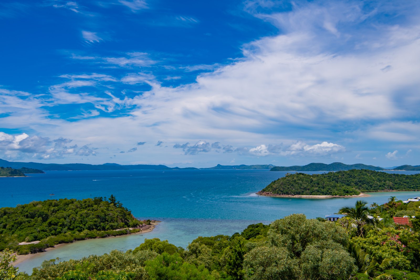 2 Neerim Crescent SHUTE HARBOUR 10