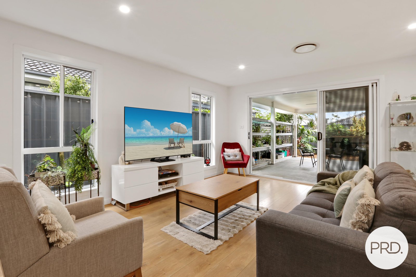 2 Neeson Road STREAM HILL 3