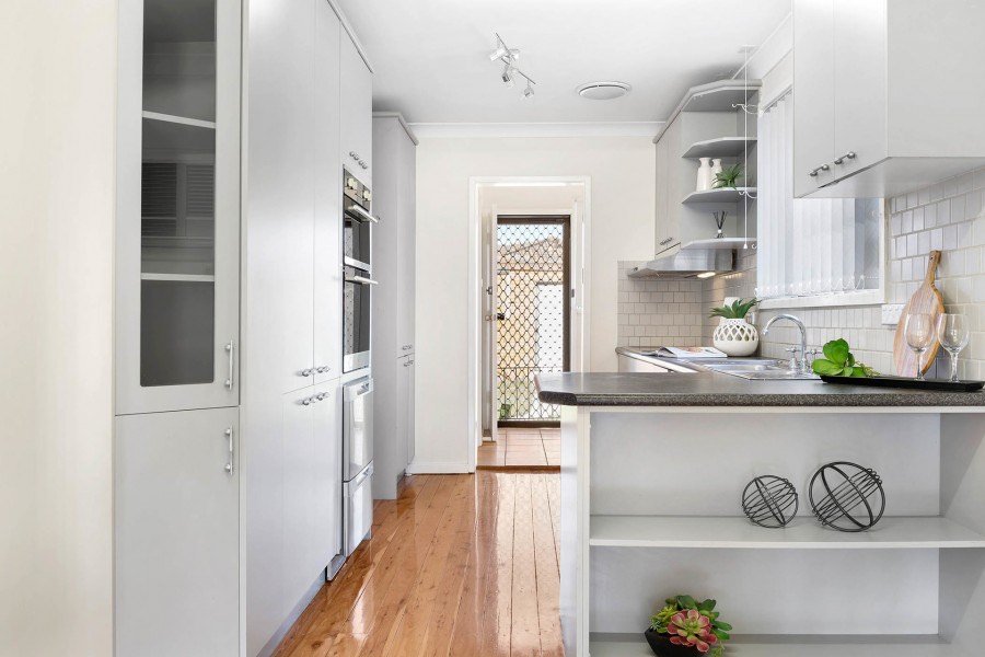 2 Neeta Avenue CAMBRIDGE PARK 5