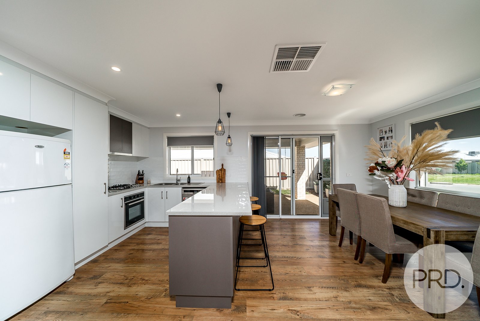 2 Nellywanna Street GOBBAGOMBALIN 4