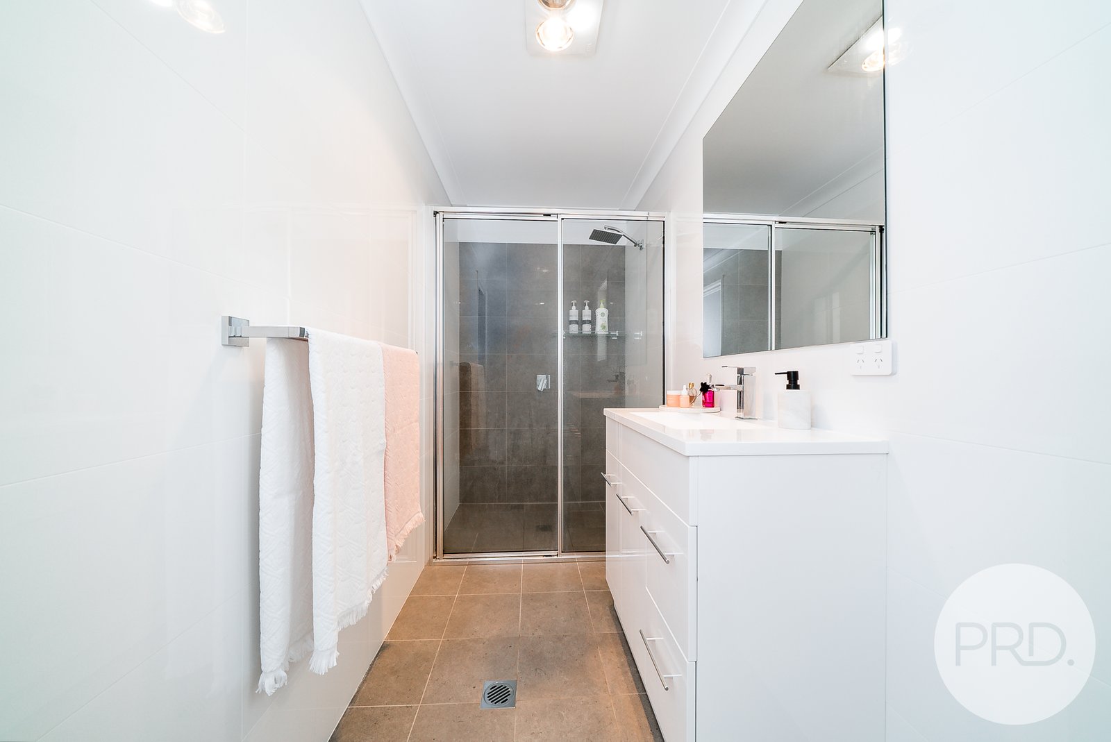 2 Nellywanna Street GOBBAGOMBALIN 9