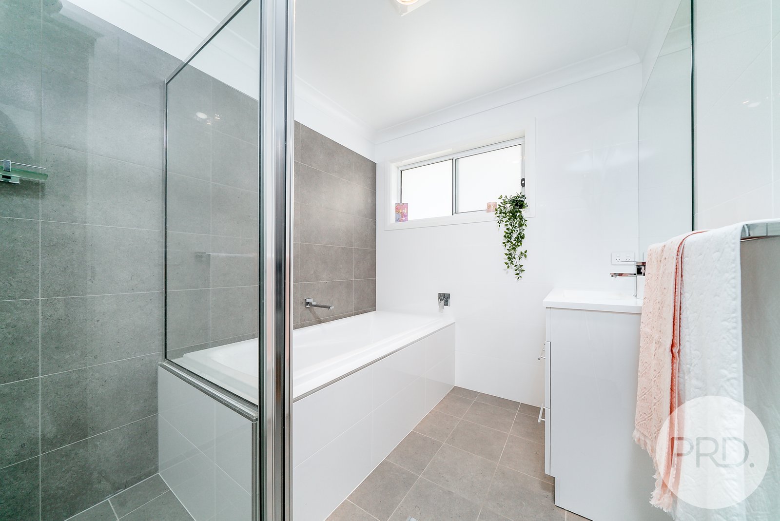 2 Nellywanna Street GOBBAGOMBALIN 12