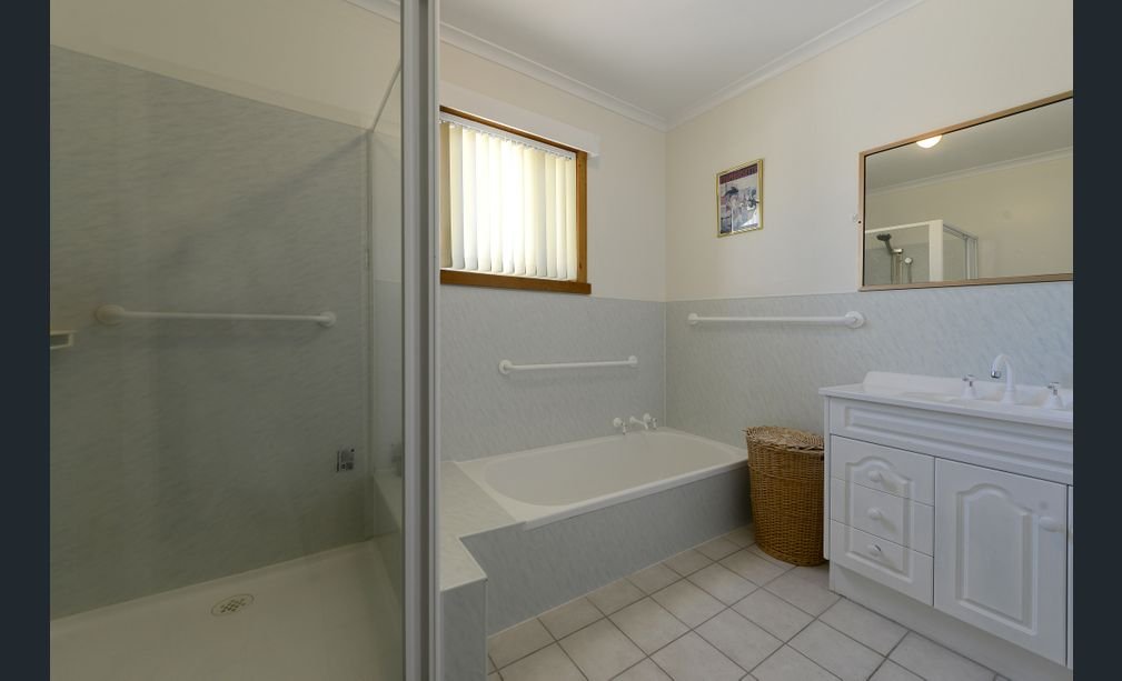 2 Nelumie Street LINDISFARNE 14