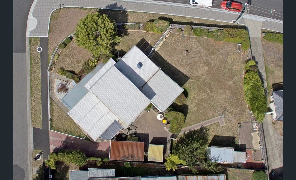 2 Nelumie Street LINDISFARNE 16