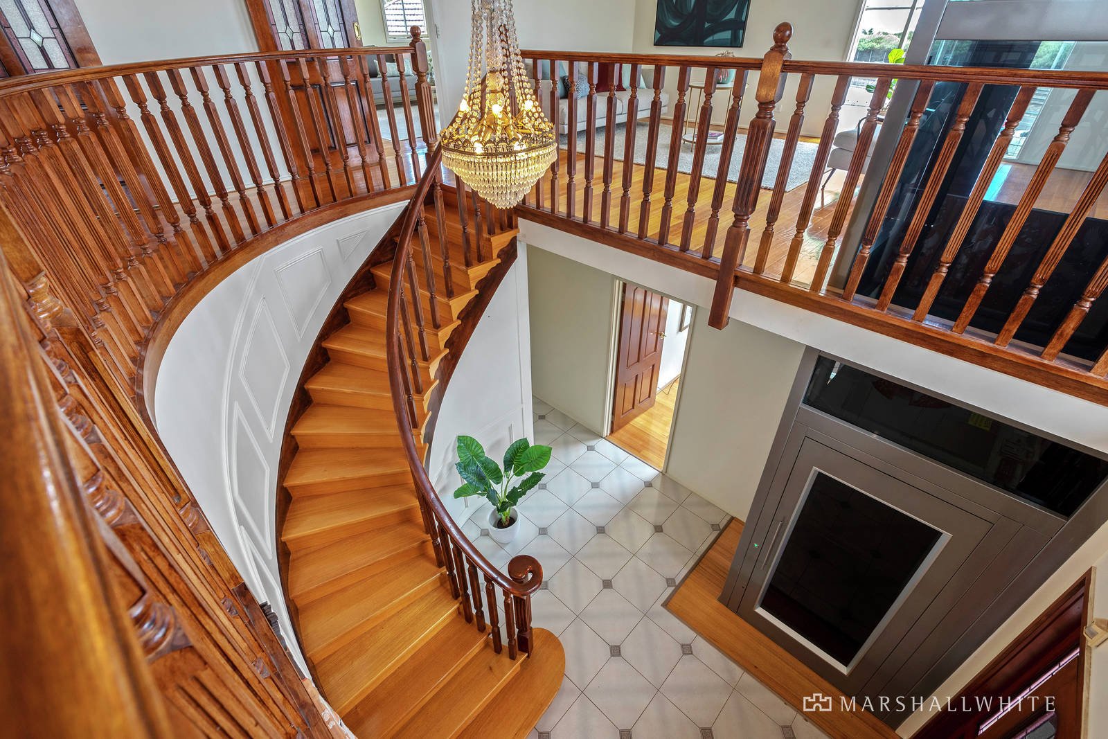 2 New Street, Hampton, VIC