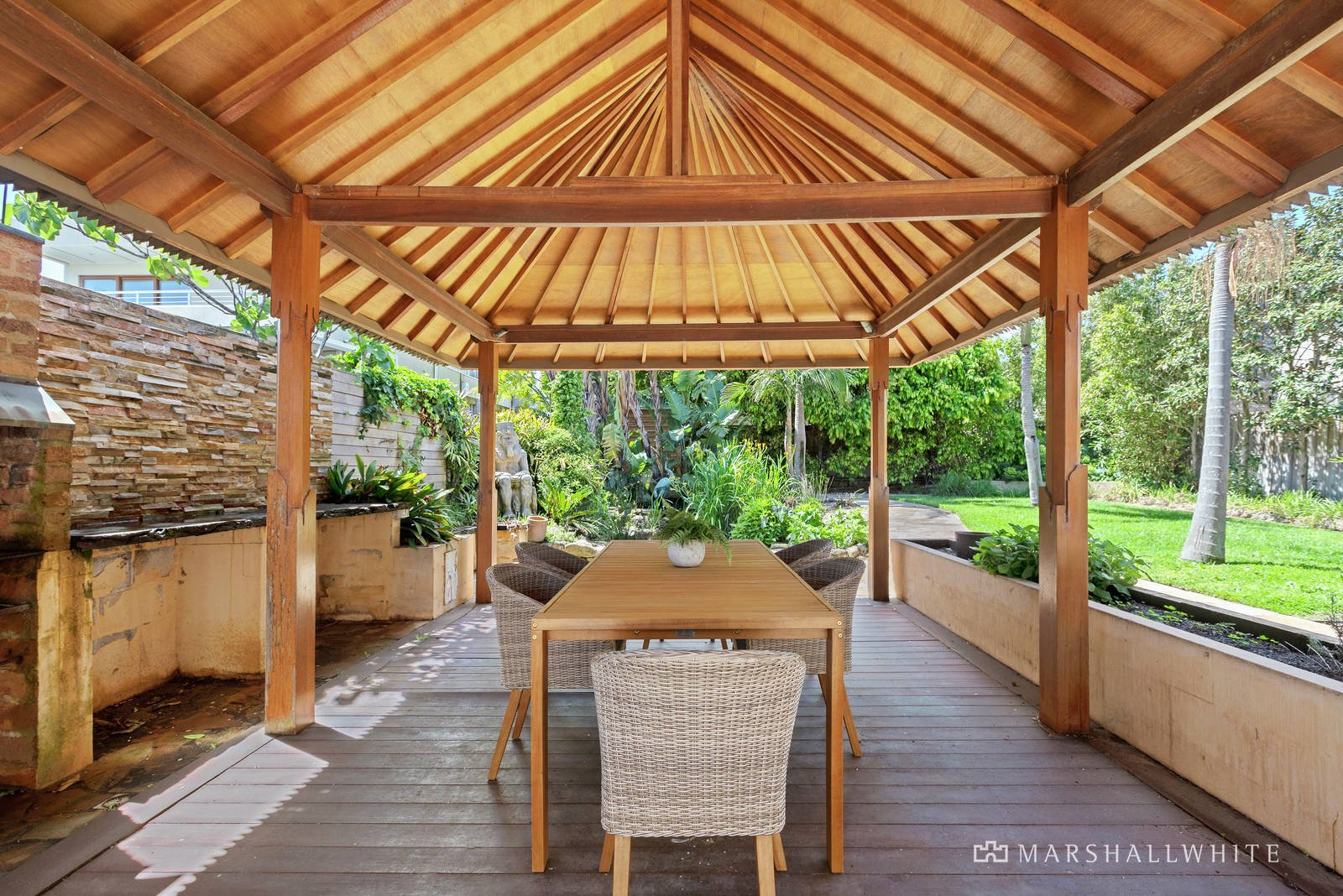 2 New Street, Hampton, VIC