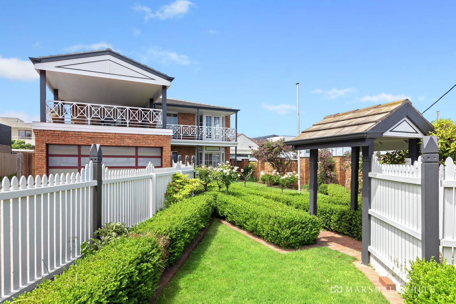 2 New Street, Hampton, VIC