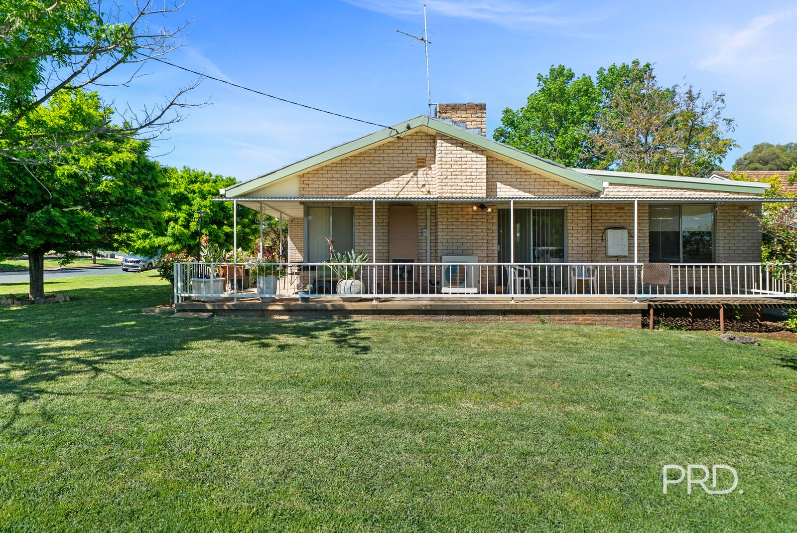 2 Nixon Crescent TOLLAND 2