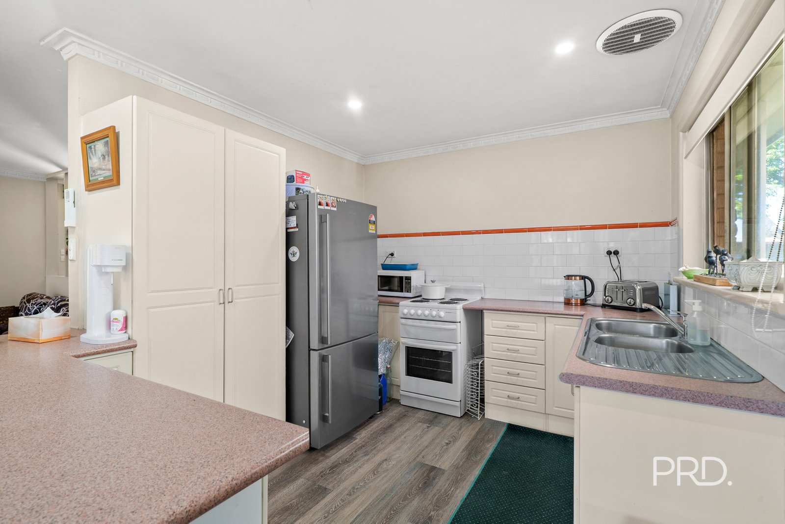 2 Nixon Crescent TOLLAND 10