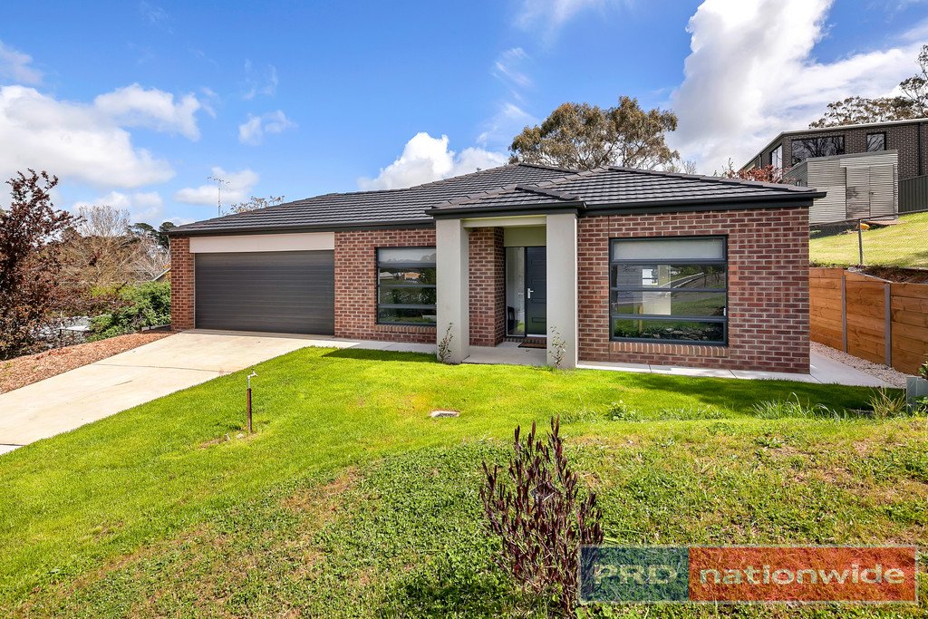 2 North Street CRESWICK 1