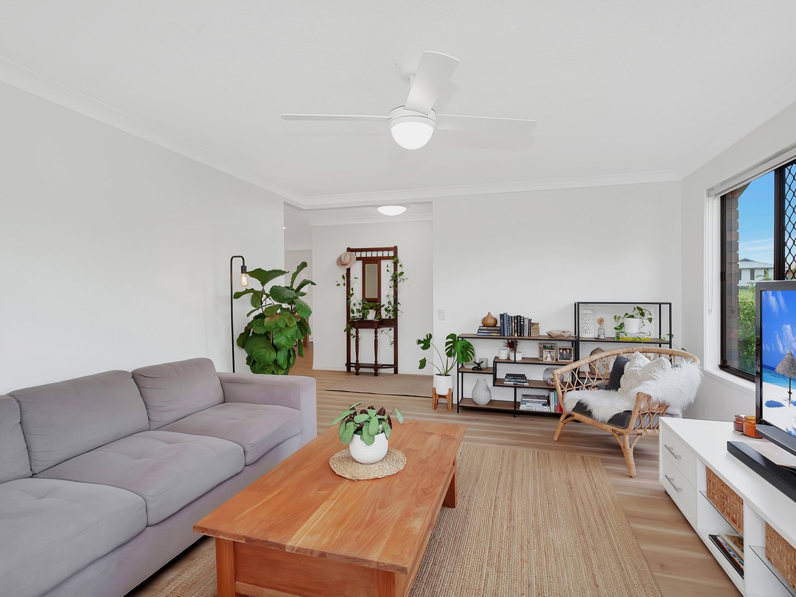 2 Oakland Court BURLEIGH WATERS 4