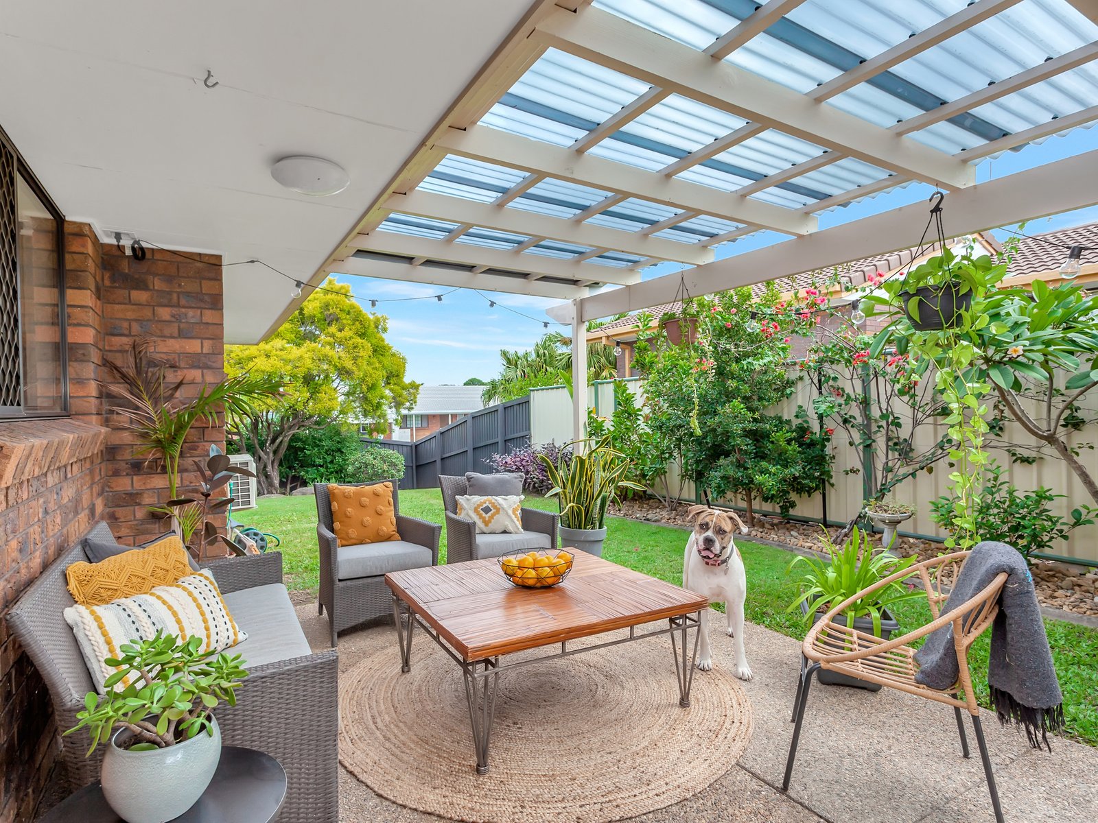 2 Oakland Court BURLEIGH WATERS 10