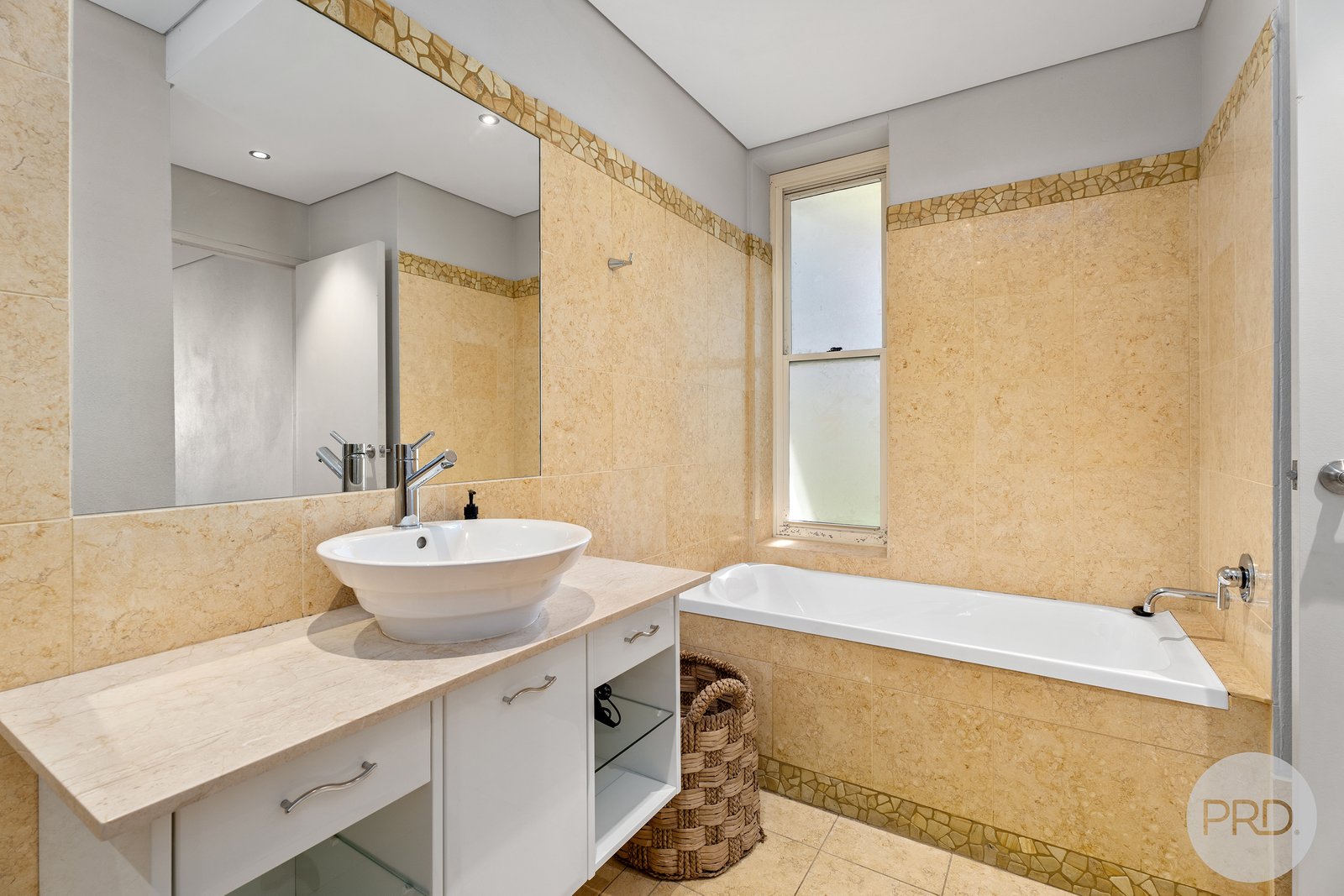 2 Ocean Avenue ANNA BAY 30