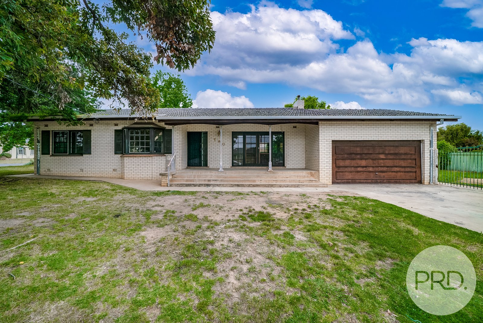 2 O'Connor Street TOLLAND 1