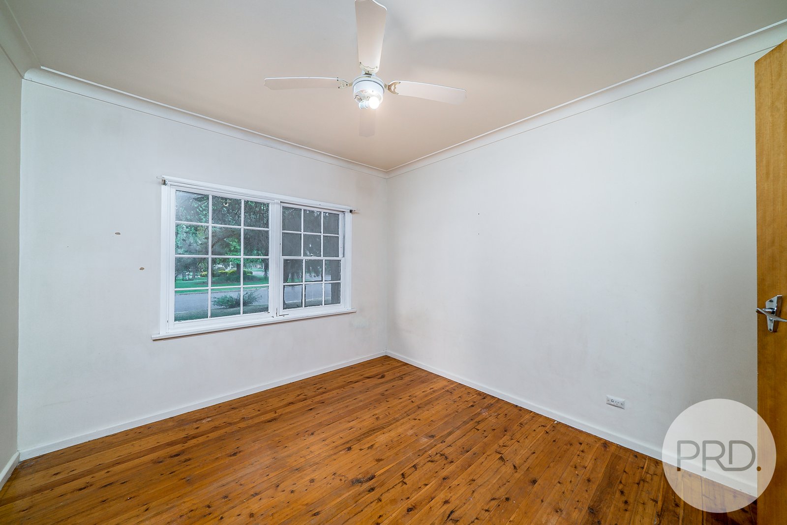 2 O'Connor Street TOLLAND 7