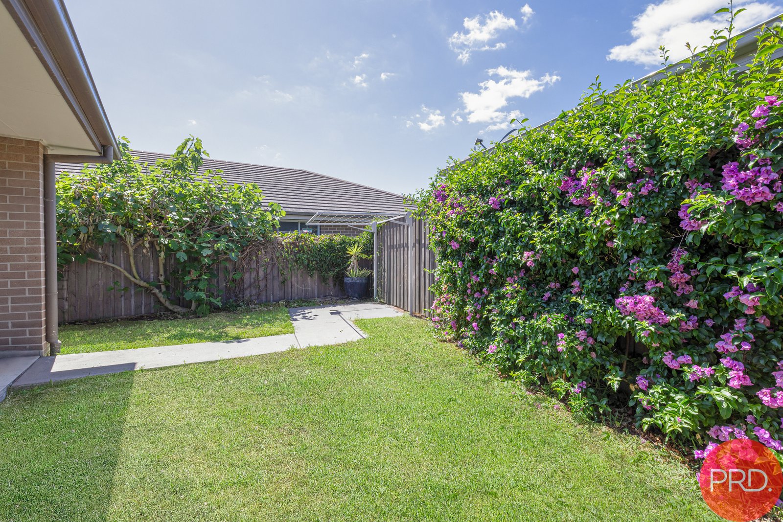 2 Olearia Way ABERGLASSLYN 16