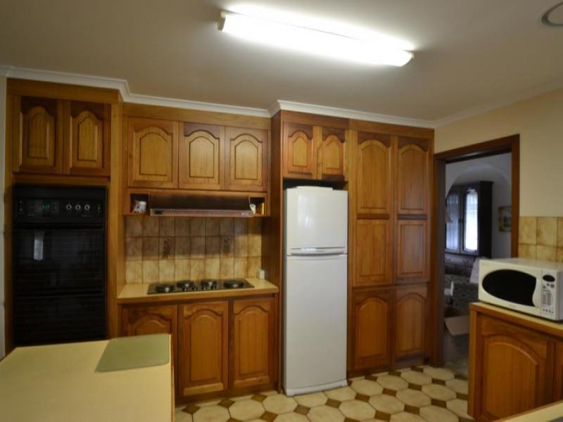 Gallery: 2 Olinda Court