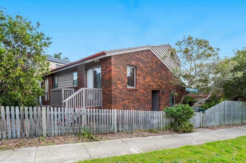 2 Oorana Avenue PHILLIP BAY 1