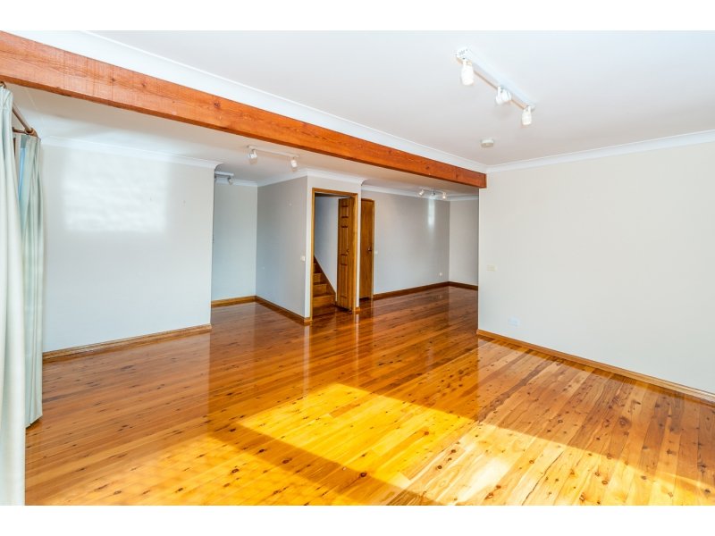 2 Oorana Avenue PHILLIP BAY 4