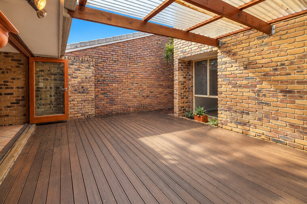 2 Oriole Court Burleigh Waters 6