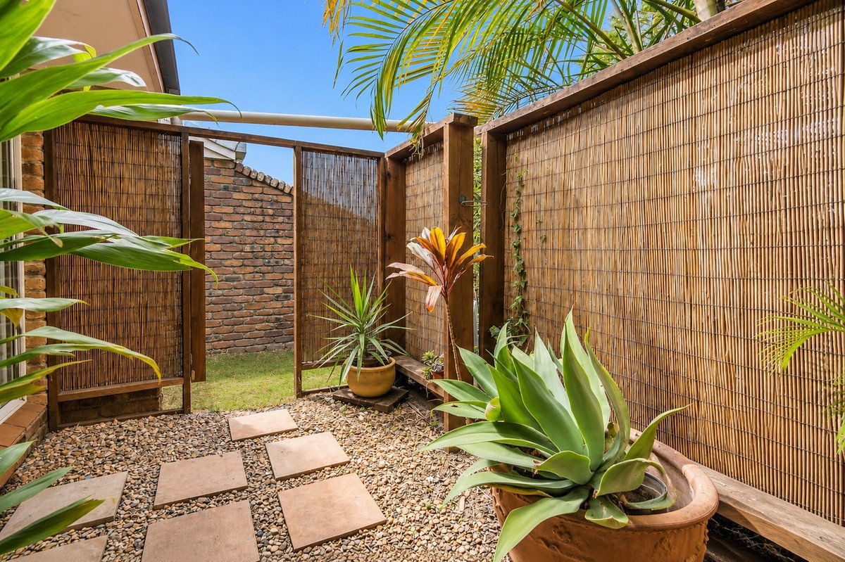 2 Oriole Court Burleigh Waters 10