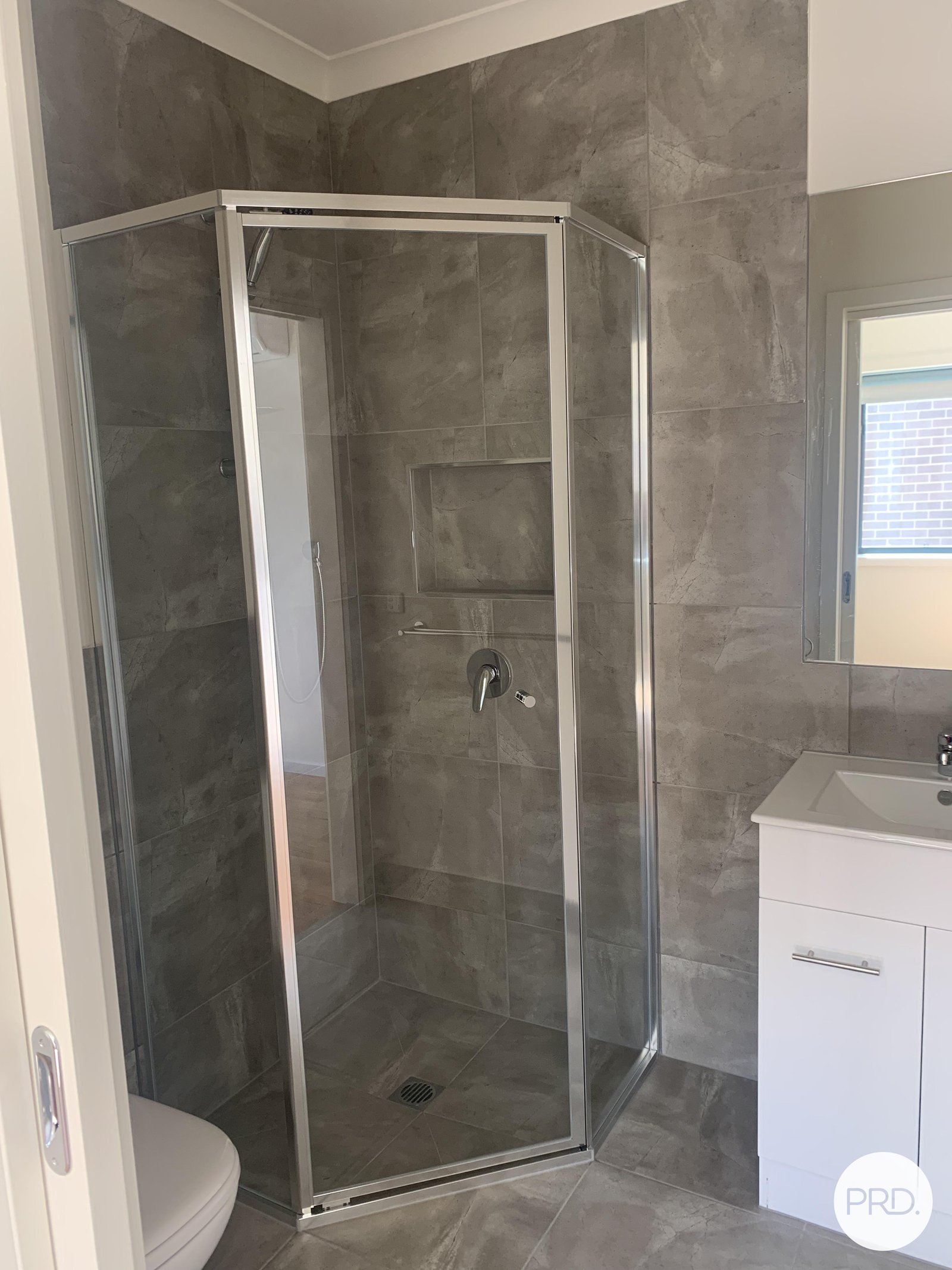 2 Osborne Court SHEPPARTON 7