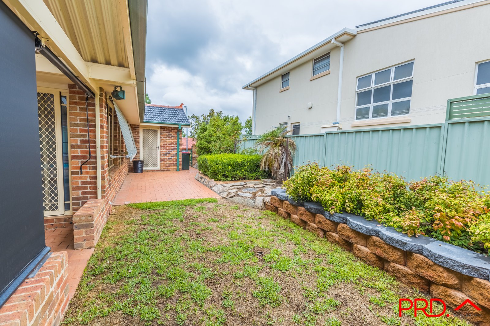 2 Overlanders Way TAMWORTH 18