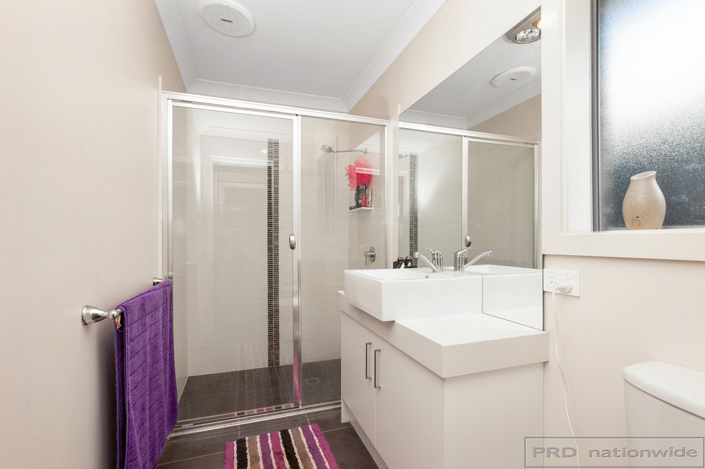 2 Pandanus Circuit BOLWARRA HEIGHTS 9
