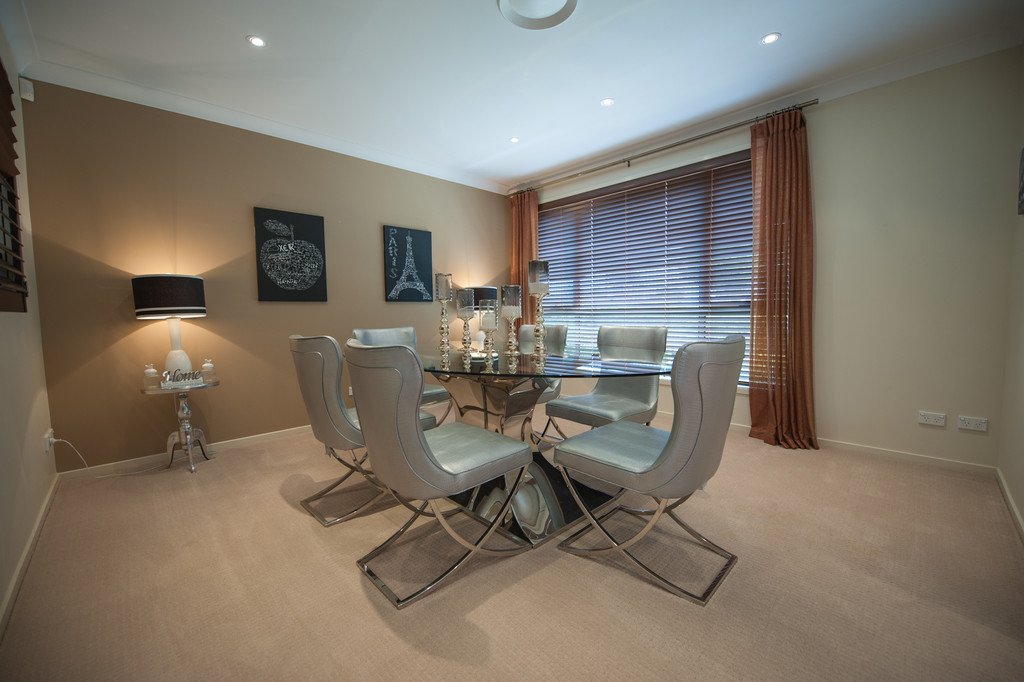 2 Paperbark Parade ABERGLASSLYN 11