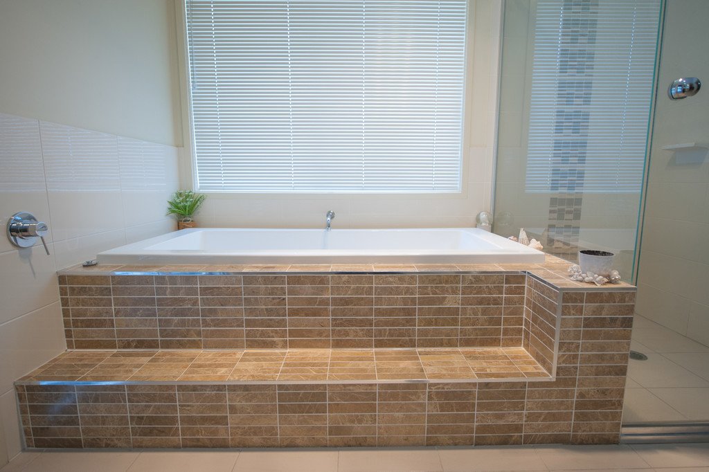 2 Paperbark Parade ABERGLASSLYN 14