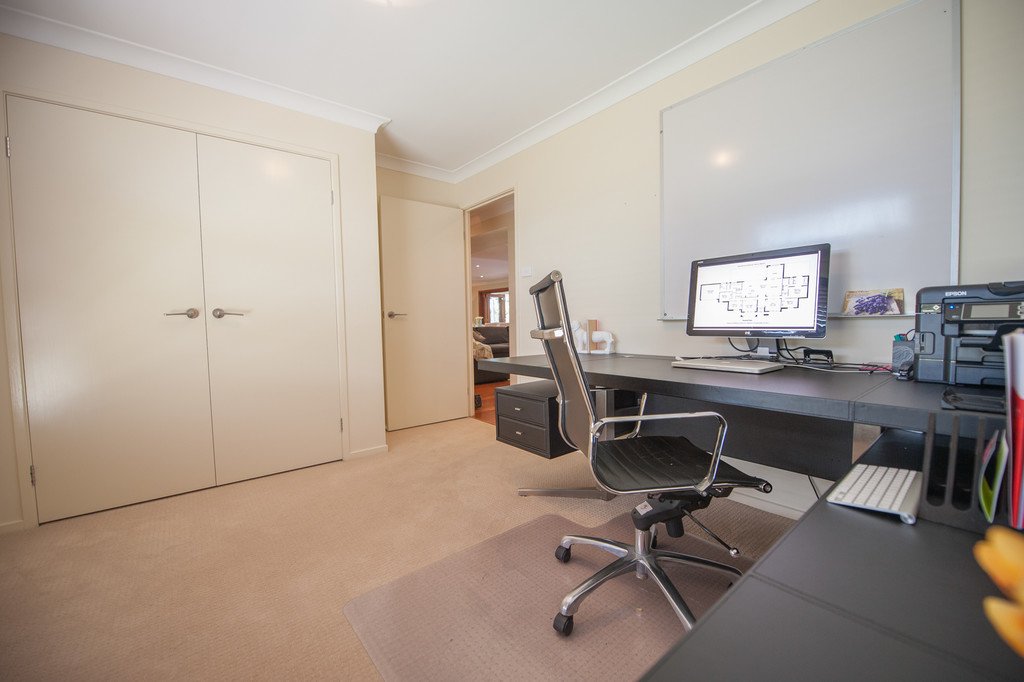 2 Paperbark Parade ABERGLASSLYN 19