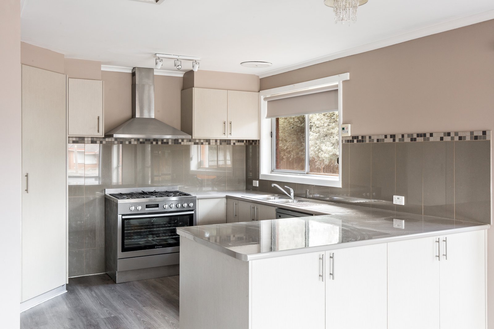 Gallery: 2 Paragon Court