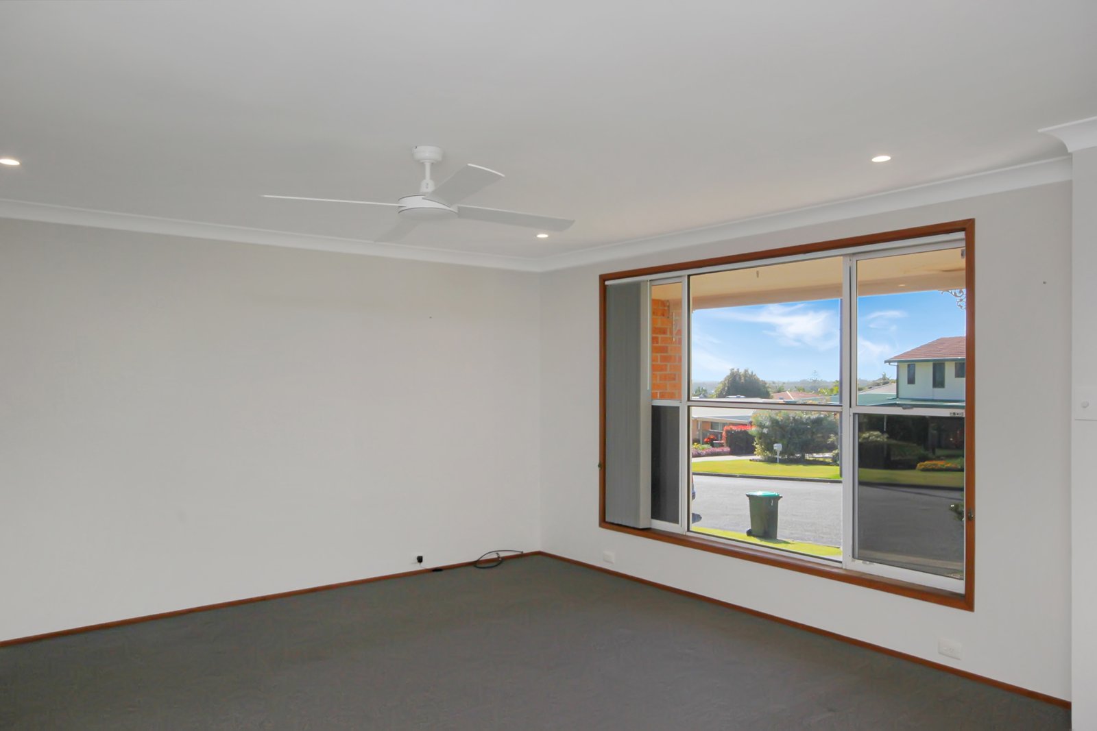 2 Peach Grove LAURIETON 5