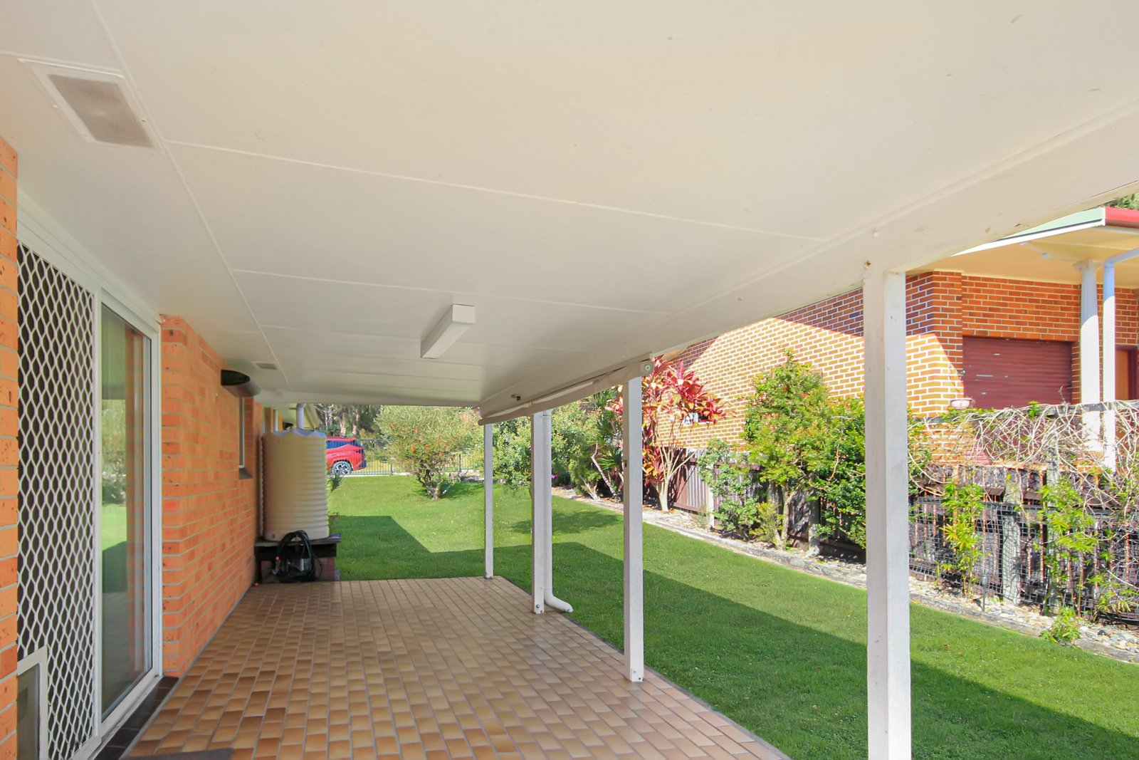 2 Peach Grove LAURIETON 12